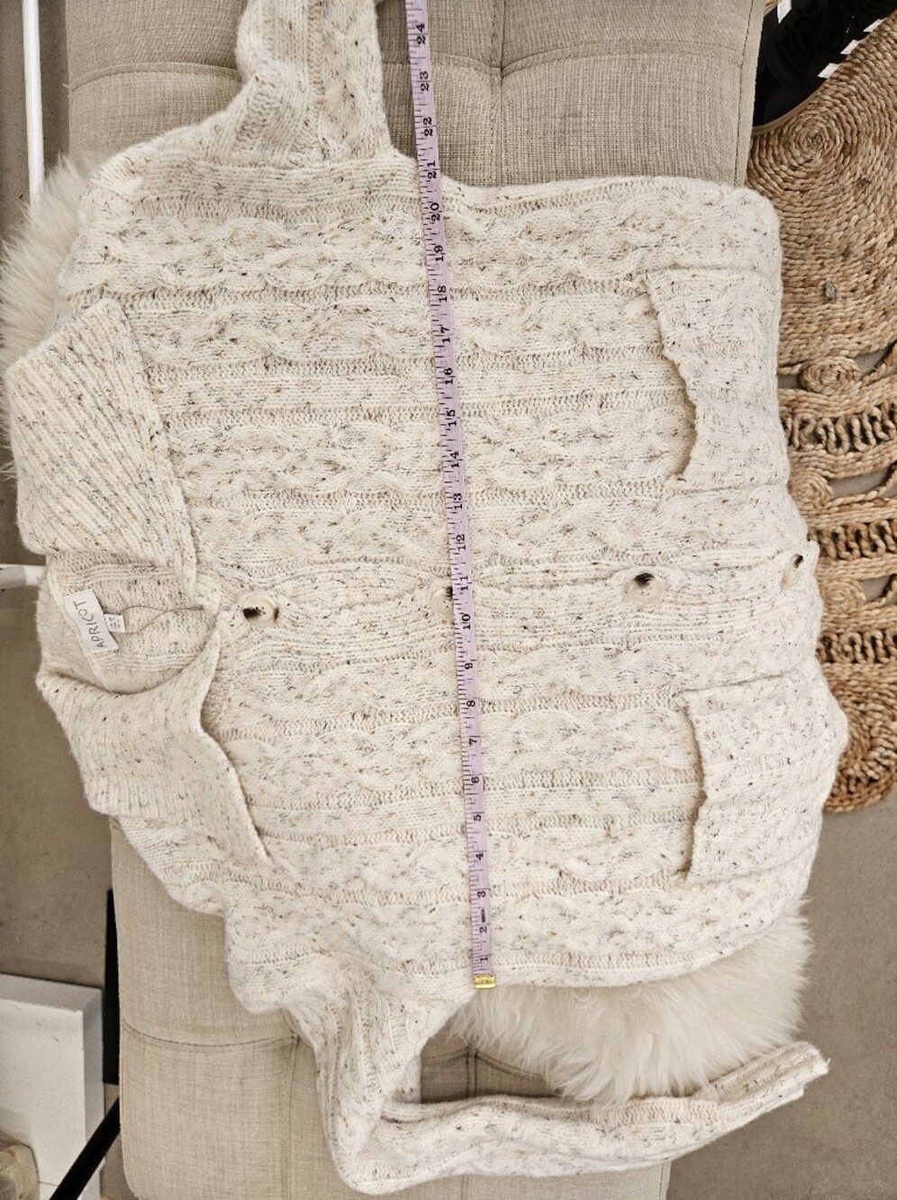 Chunky Cable Knit Collared Cardi - Picture 7 of 11
